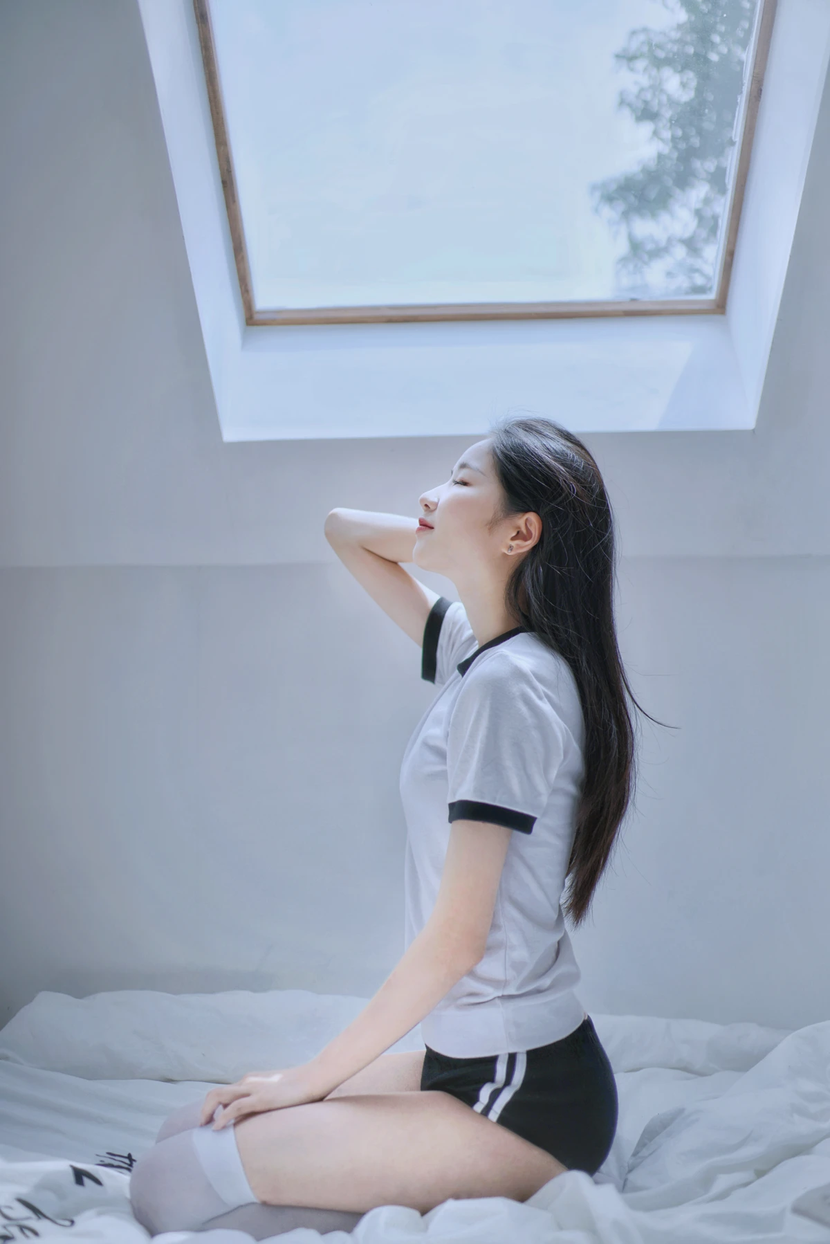 [YITUYU] 2022.12.29 Vol.2785 – Plain White in the Attic Xiaojing#[26P]-6