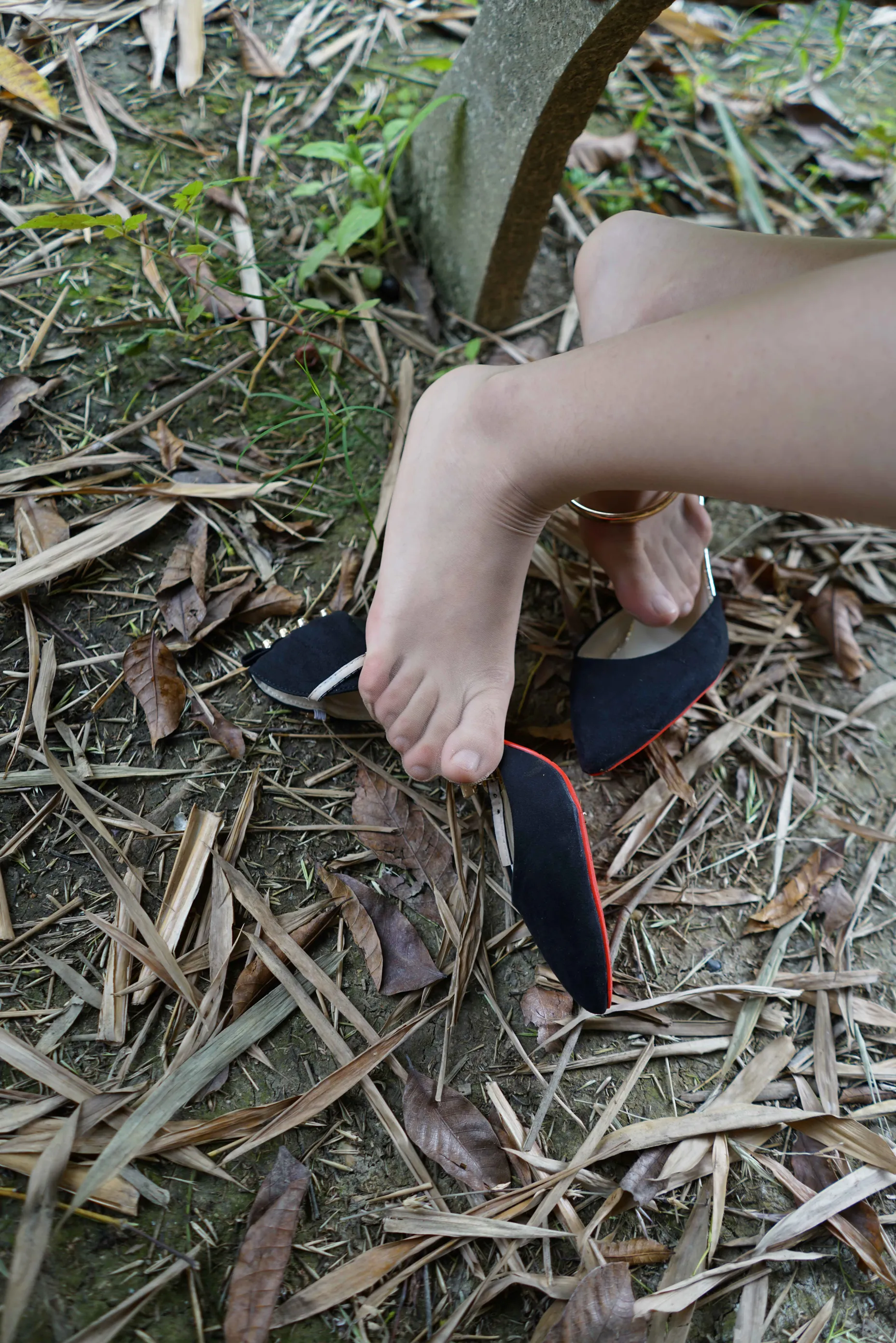 [Mzsock] NO.005 It’s the cheongsam, it’s Amu, and it’s those tender and slender feet street photography#[71P]-1