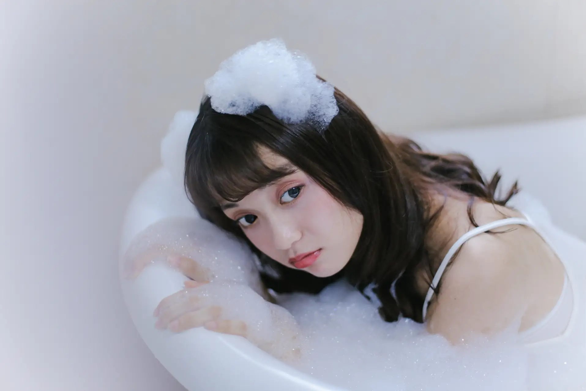 [YITUYU] 2022.08.25 Vol.1788 – Milk Bubble Bath a fish tail#[27P]-23